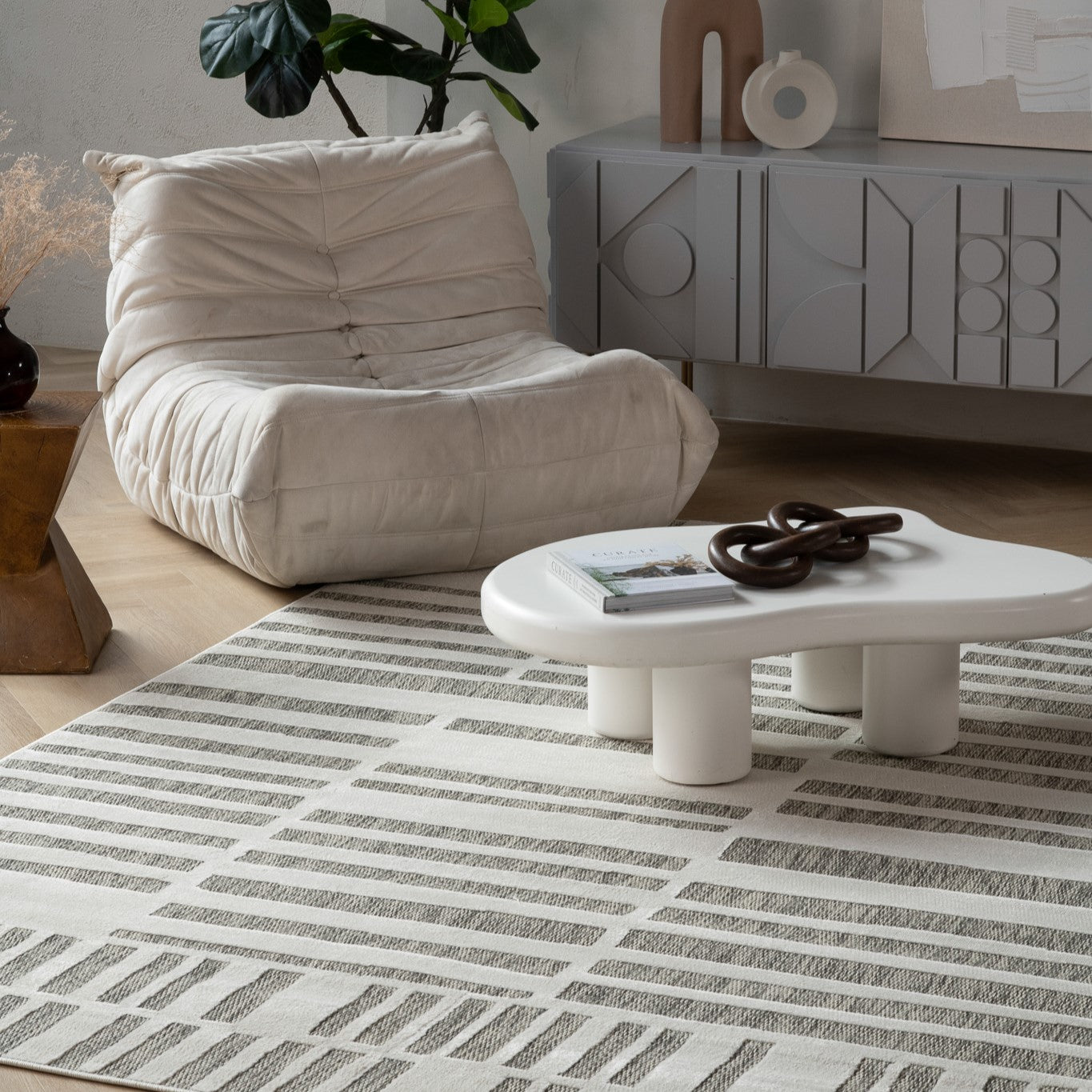 Maise Abstract Modern Cream Rug