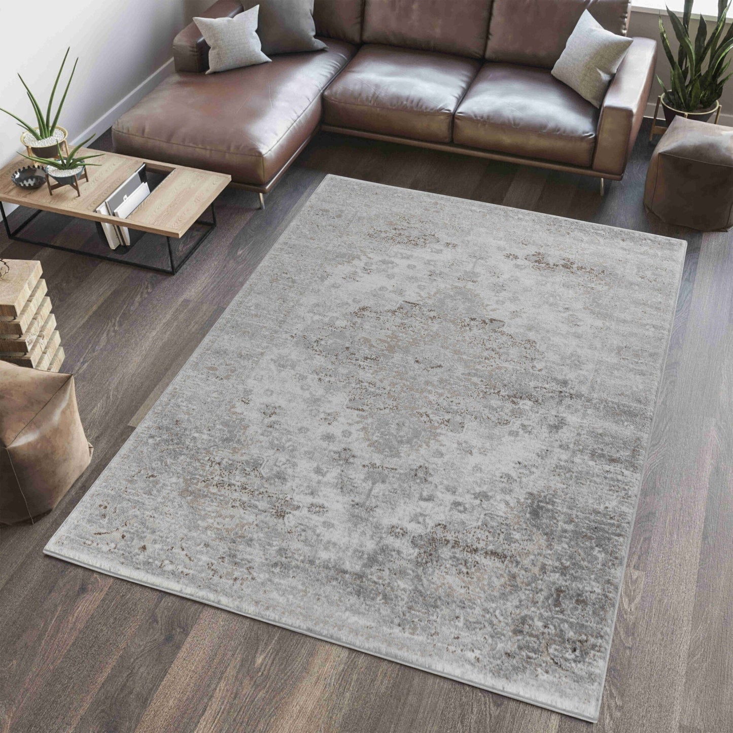 Tapis oriental marron vieilli Sakarya