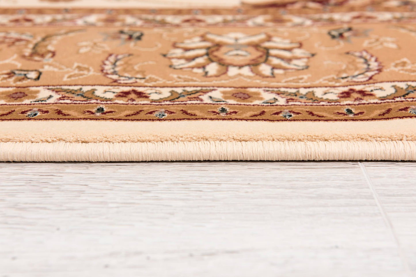 Tapis persan traditionnel beige majestueux