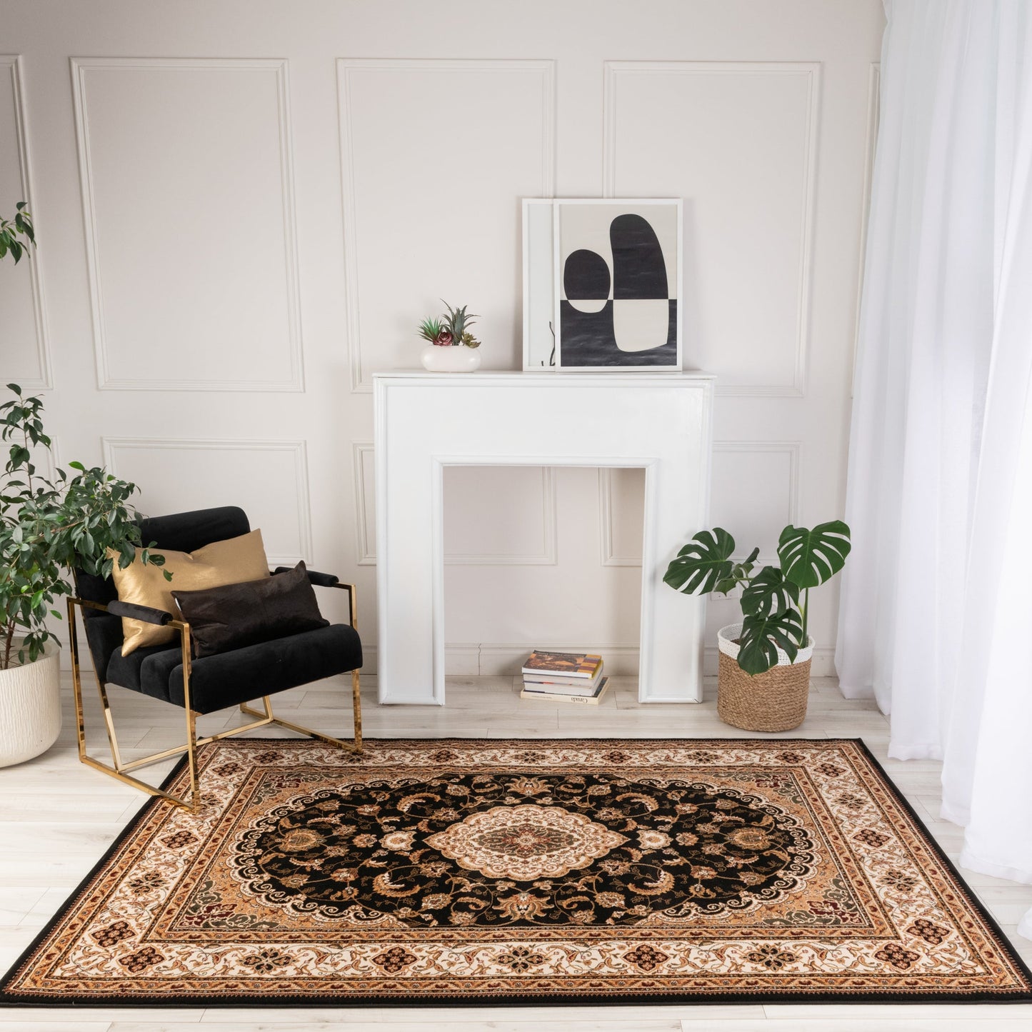 Tapis noir traditionnel persan majestueux