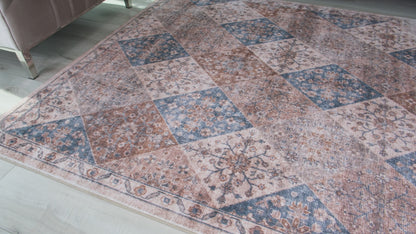 Tapis traditionnel marron vieilli Aruba