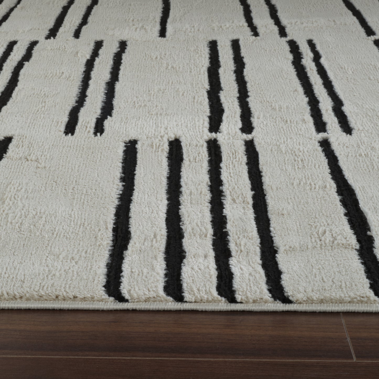 Domus Abstract Modern Cream Black Rug